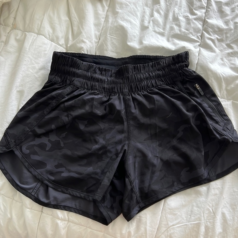 Lululemon track that short